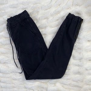 American Eagle Cargo Skinny Jean